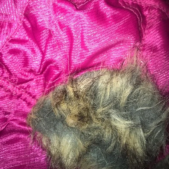 Forever 21 faux fur pink winter trapper snow hat - Picture 5 of 8